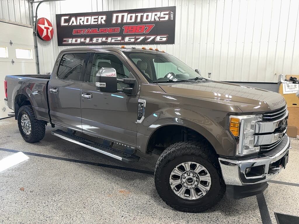2017 Ford F-250 Super Duty Lariat Crew Cab 4WD