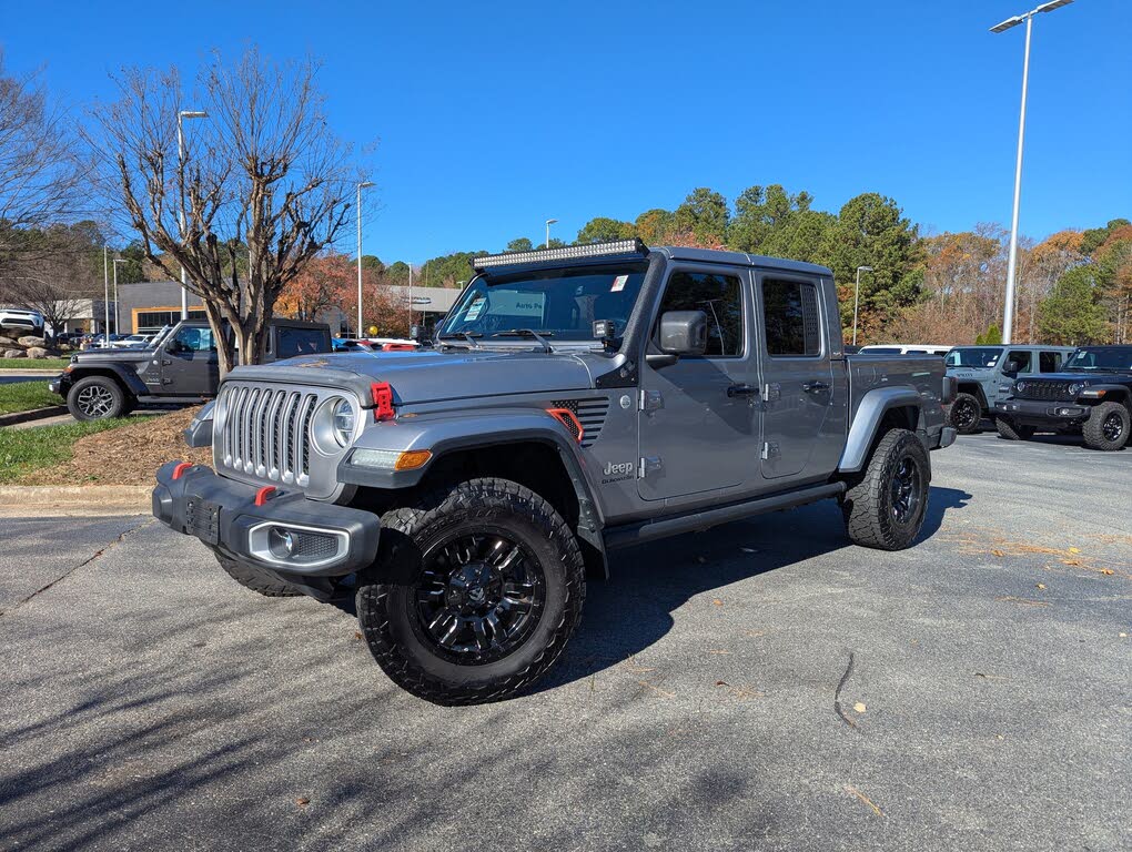 2020 Jeep Gladiator Overland Crew Cab 4WD