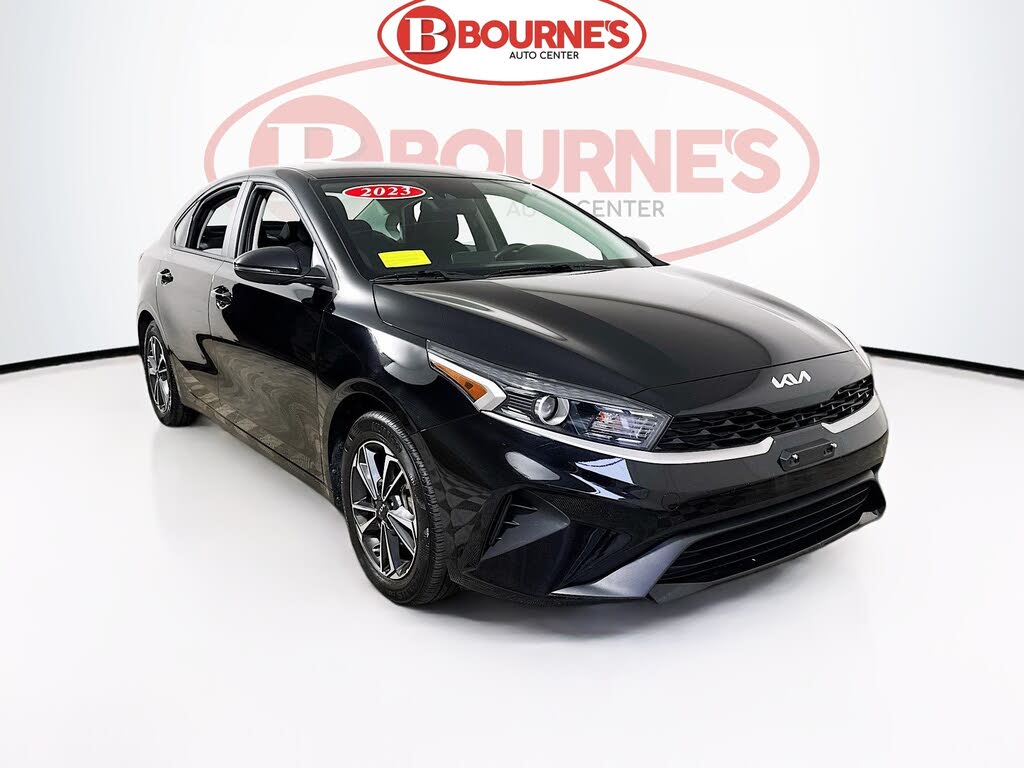 2023 Kia Forte LXS FWD