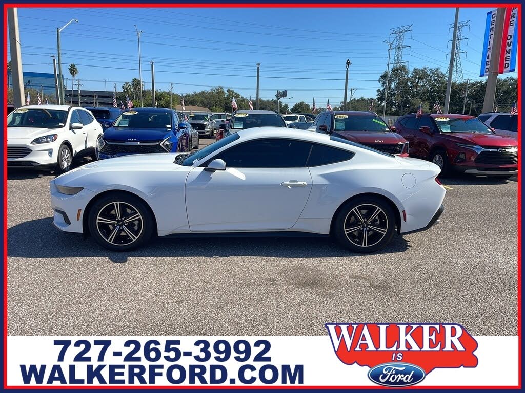 2025 Ford Mustang EcoBoost Fastback RWD