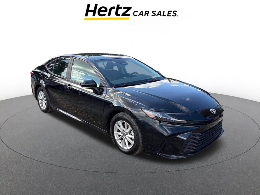 2025 Toyota Camry LE FWD