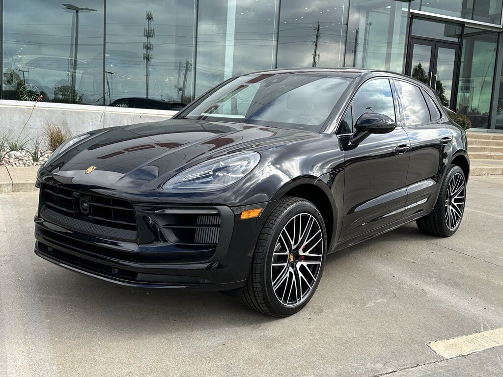 2026 Porsche Macan S AWD
