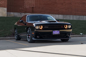 Dodge Challenger R/T Scat Pack RWD
