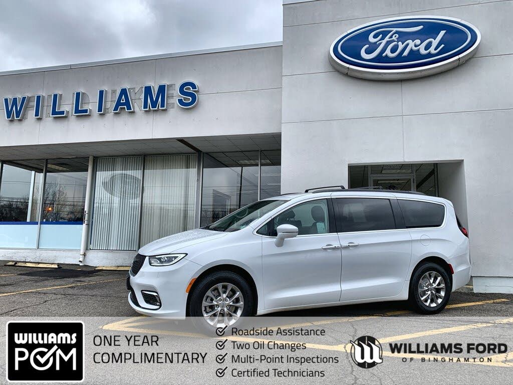 2022 Chrysler Pacifica Touring L AWD