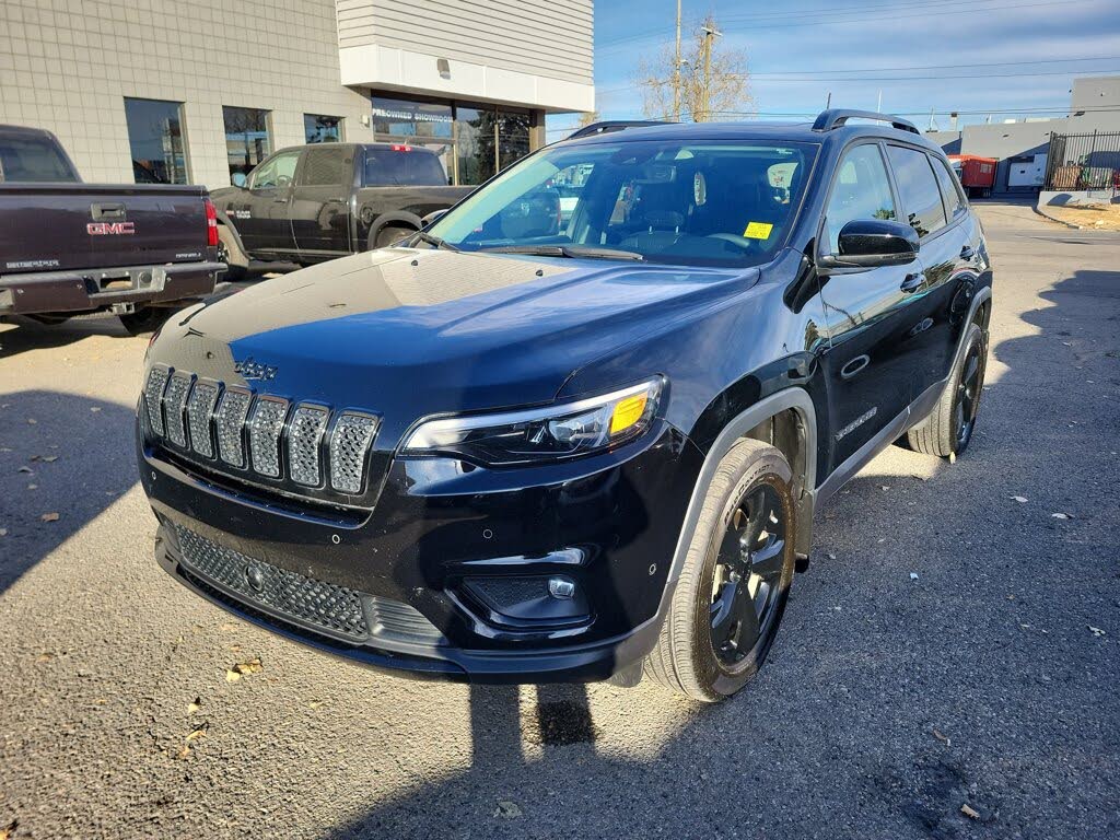 2023 Jeep Cherokee Altitude 4WD