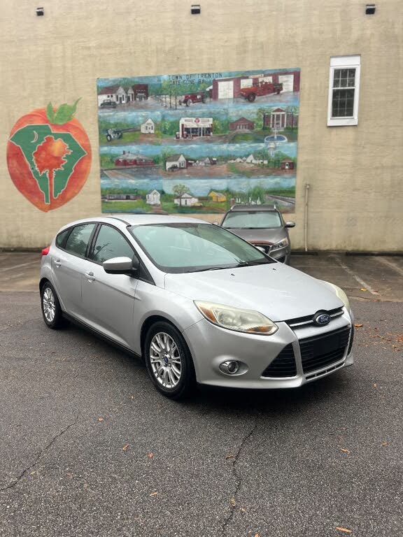 2012 Ford Focus SE Hatchback