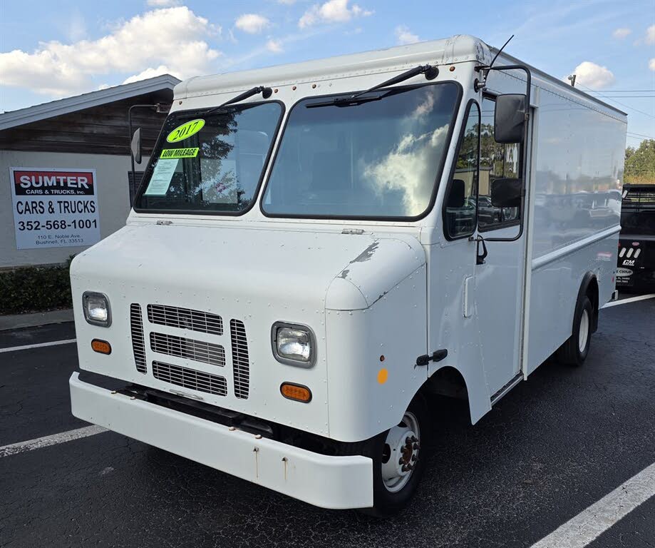 2017 Ford E-Series Chassis E-350 Super Duty 138 DRW Stripped RWD