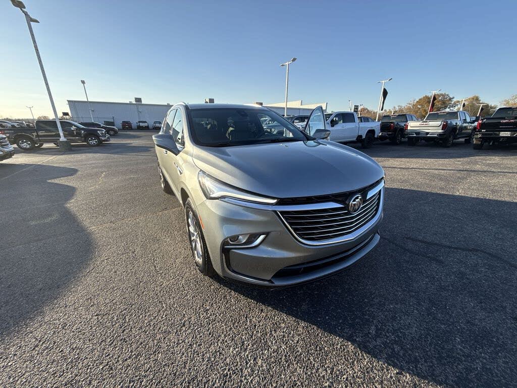 2023 Buick Enclave Essence FWD