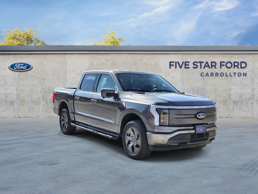 2023 Ford F-150 Lightning Lariat SuperCrew AWD