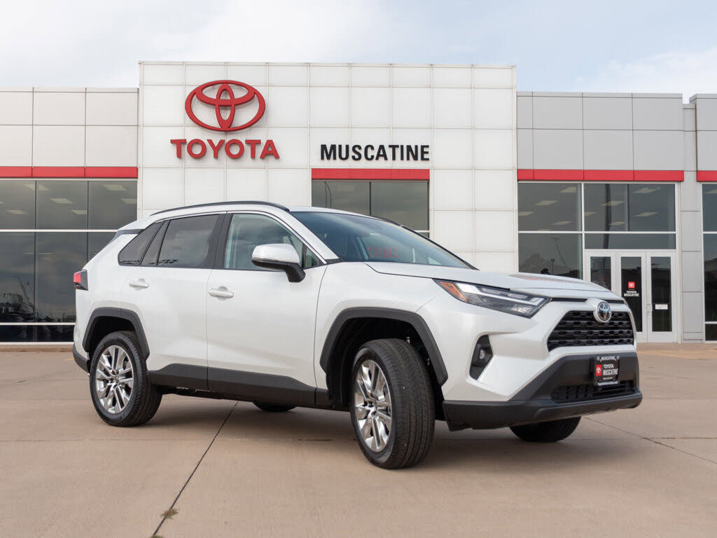 2025 Toyota RAV4 XLE Premium AWD