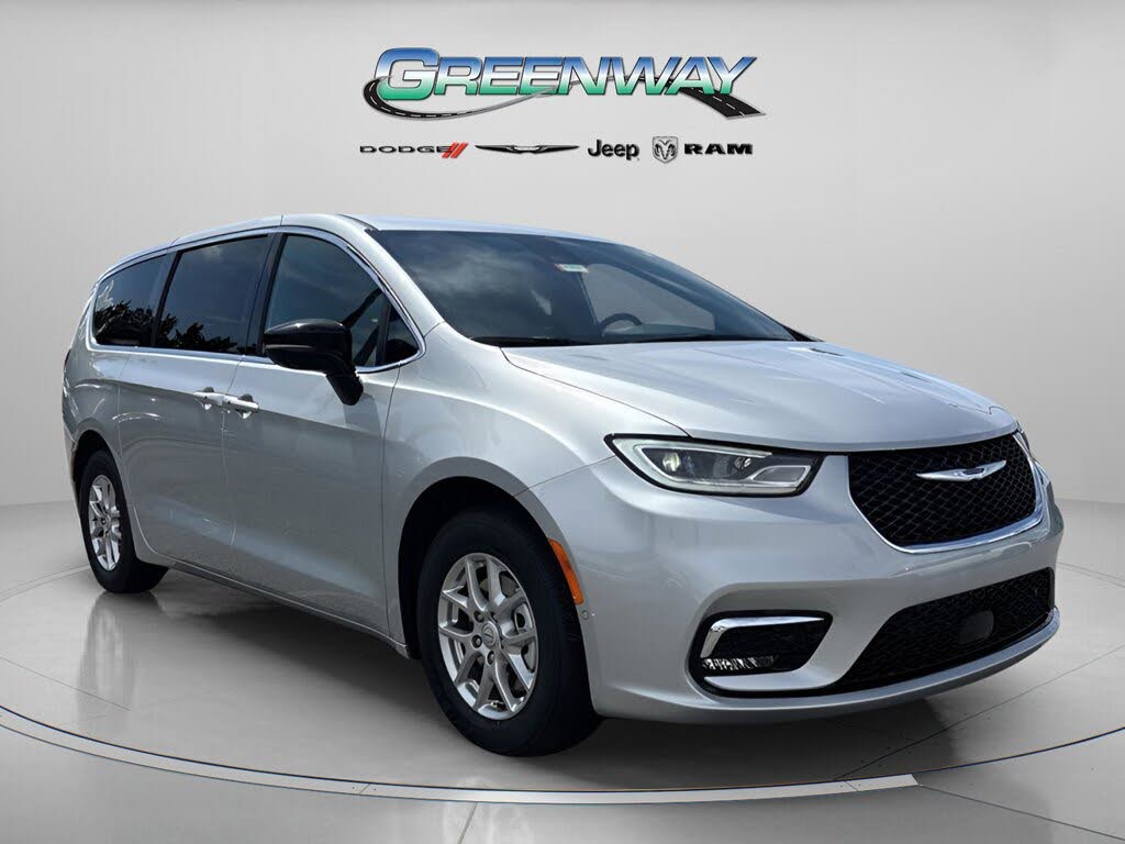 2026 Chrysler Pacifica Select FWD