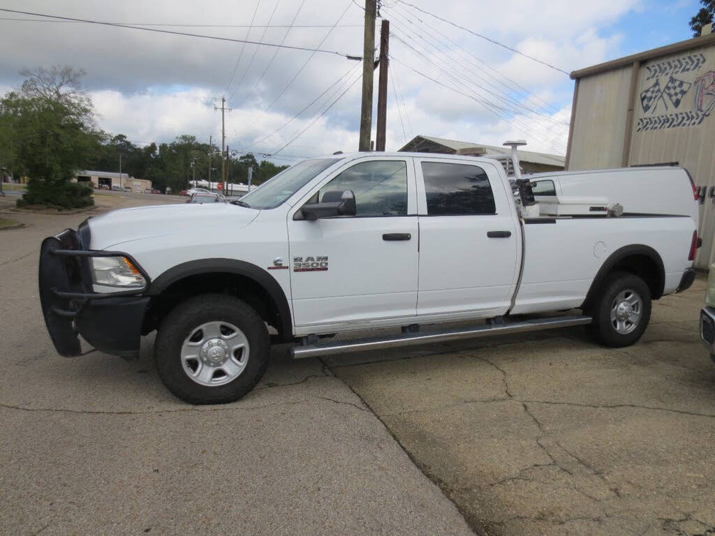 2017 RAM 3500 Tradesman Crew Cab LB 4WD