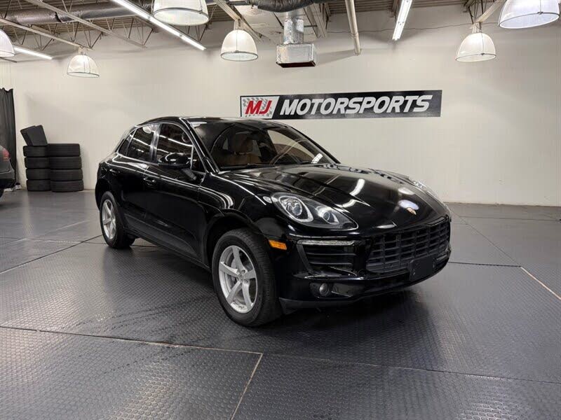 2018 Porsche Macan AWD