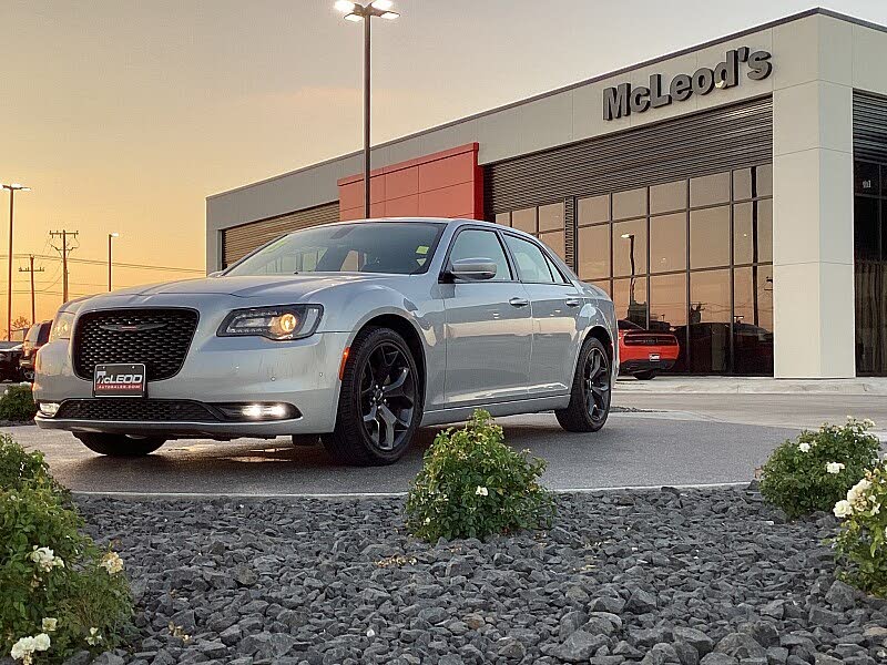 2023 Chrysler 300 S V6 RWD
