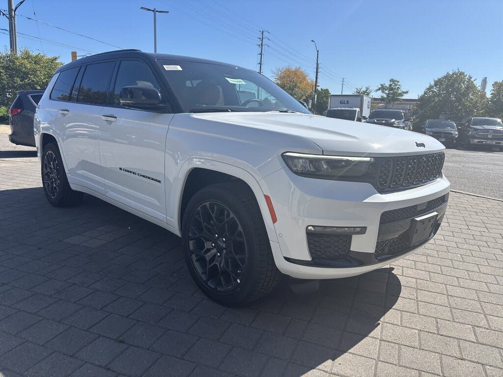 2025 Jeep Grand Cherokee L Summit Reserve 4WD