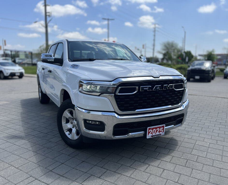2025 RAM 1500 Big Horn Crew Cab 4WD