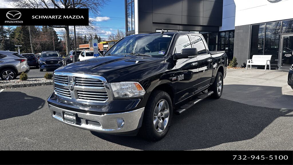 2015 RAM 1500 Big Horn Crew Cab 4WD