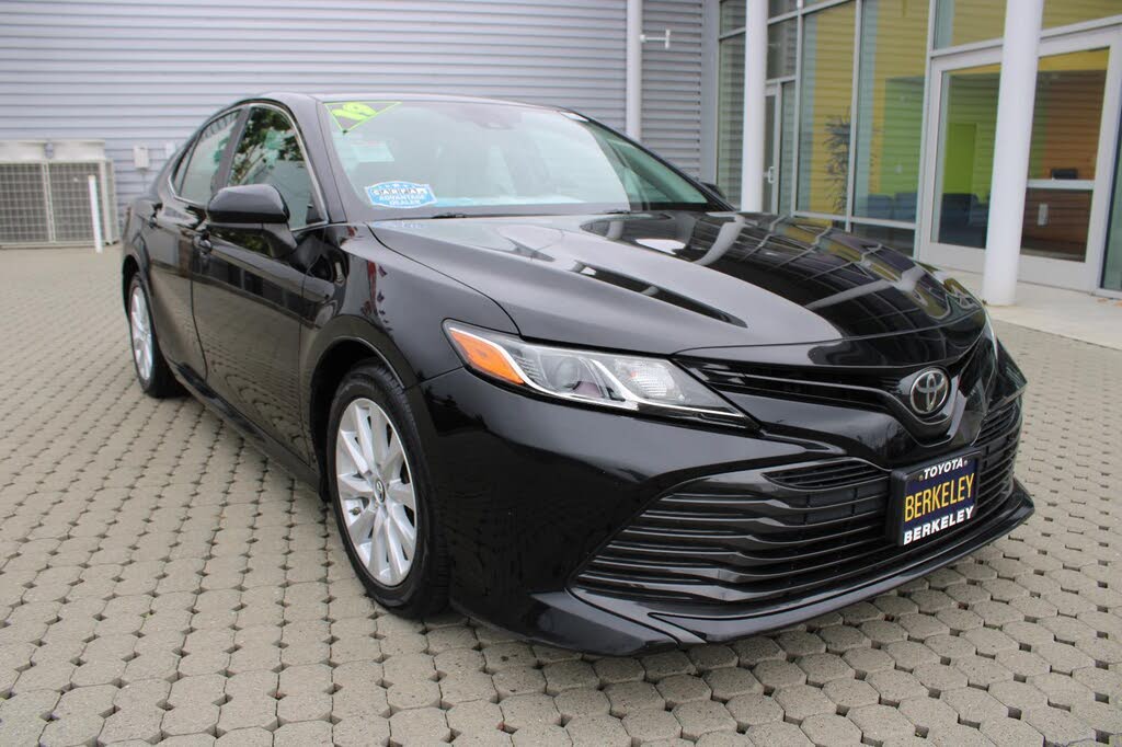 2019 Toyota Camry LE FWD