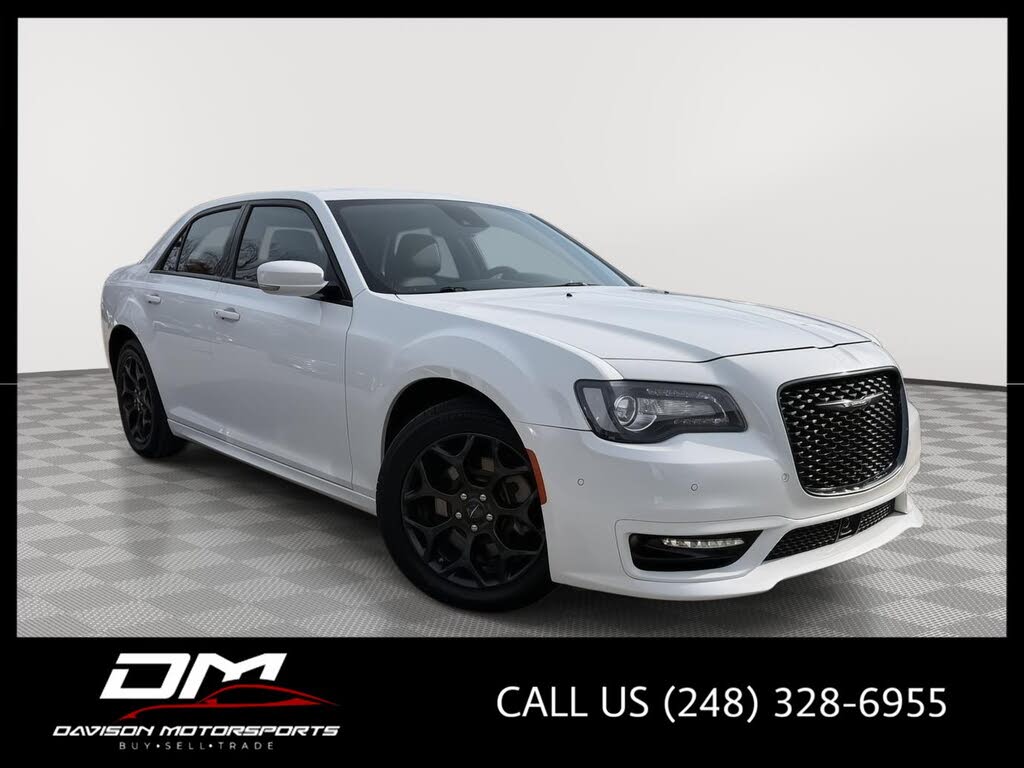 2023 Chrysler 300 Touring L AWD