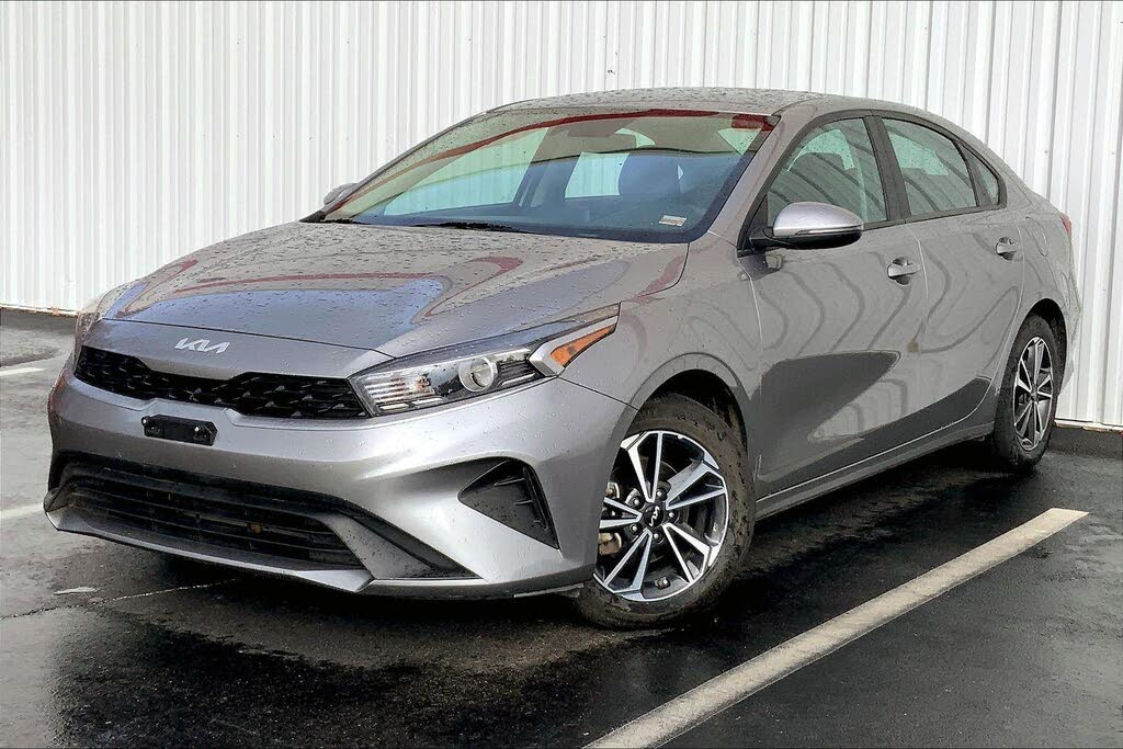 2023 Kia Forte LXS FWD