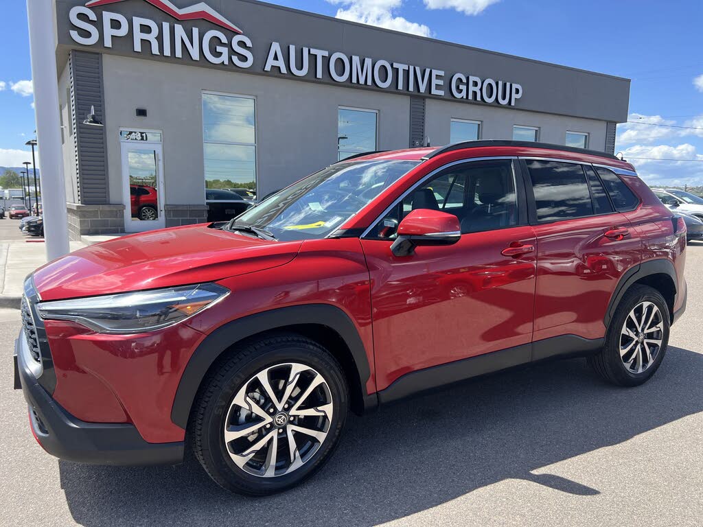 2023 Toyota Corolla Cross XLE FWD