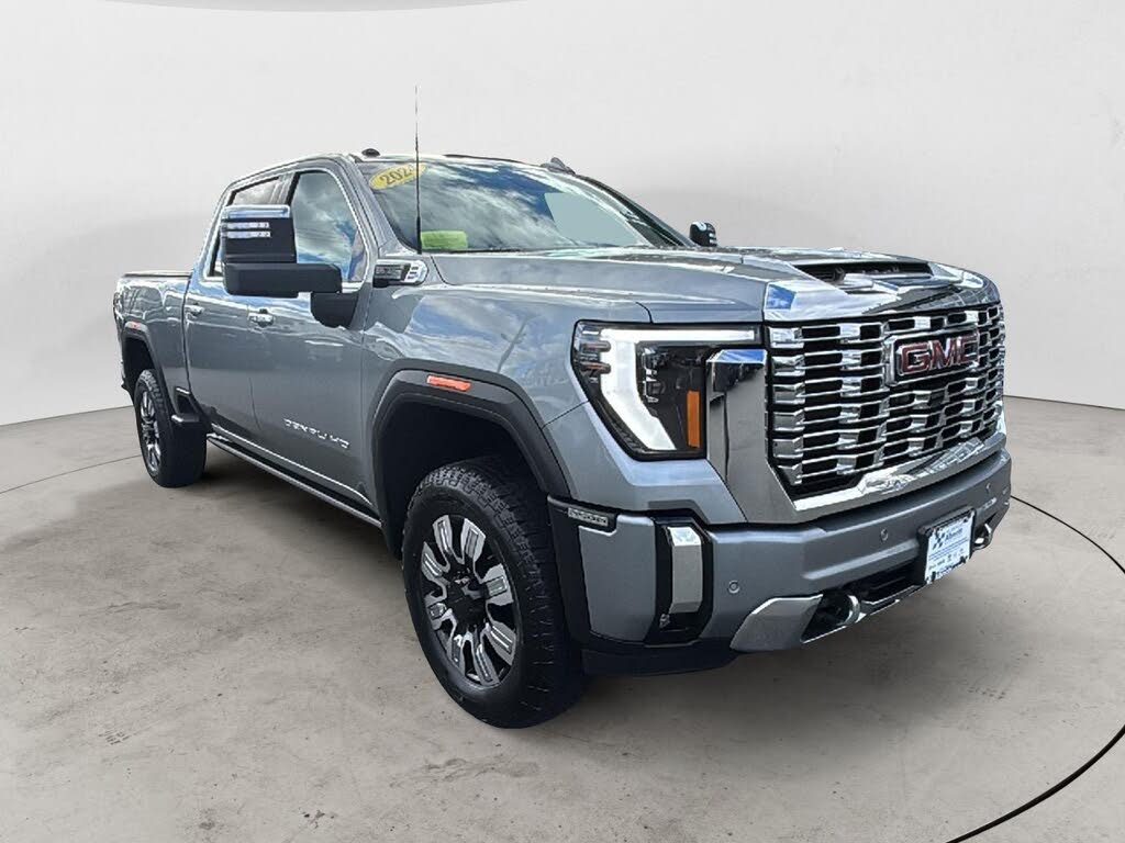 2024 GMC Sierra 2500HD Denali Crew Cab 4WD
