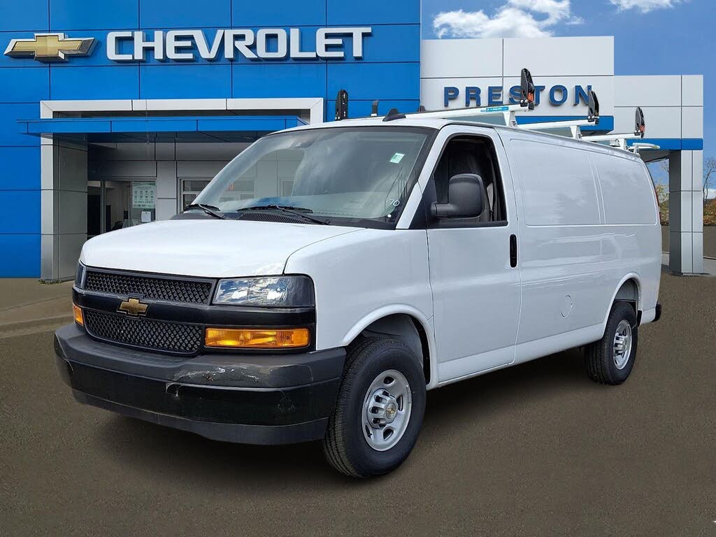 2025 Chevrolet Express Cargo 2500 RWD