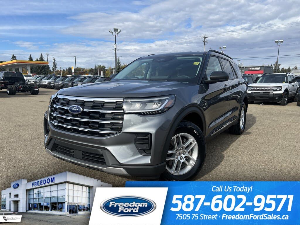 2025 Ford Explorer Active AWD