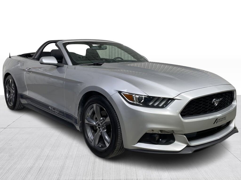 2017 Ford Mustang V6 Convertible RWD