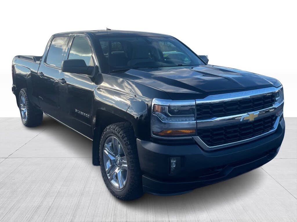 2018 Chevrolet Silverado 1500 LS Crew Cab 4WD