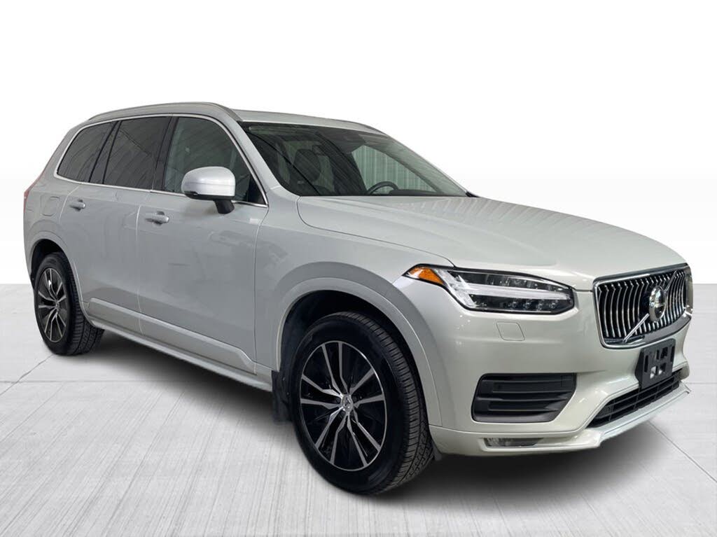 2020 Volvo XC90 T6 Momentum 7-Passenger AWD