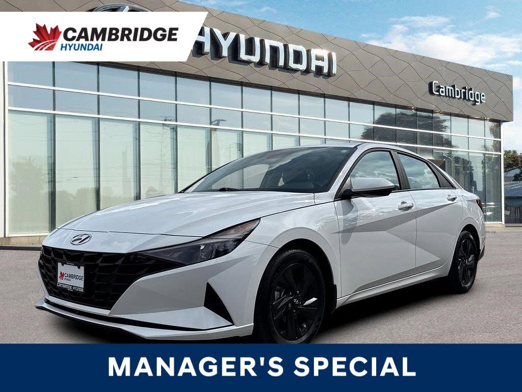 Hyundai Elantra Preferred FWD 2022