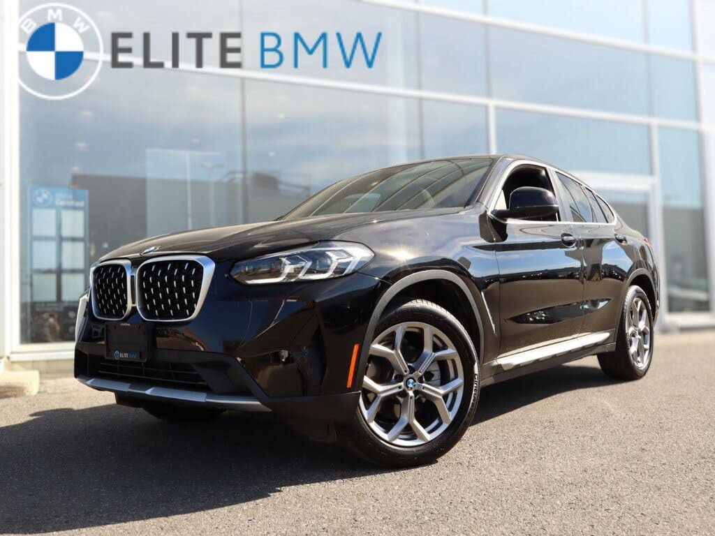 2025 BMW X4 xDrive30i