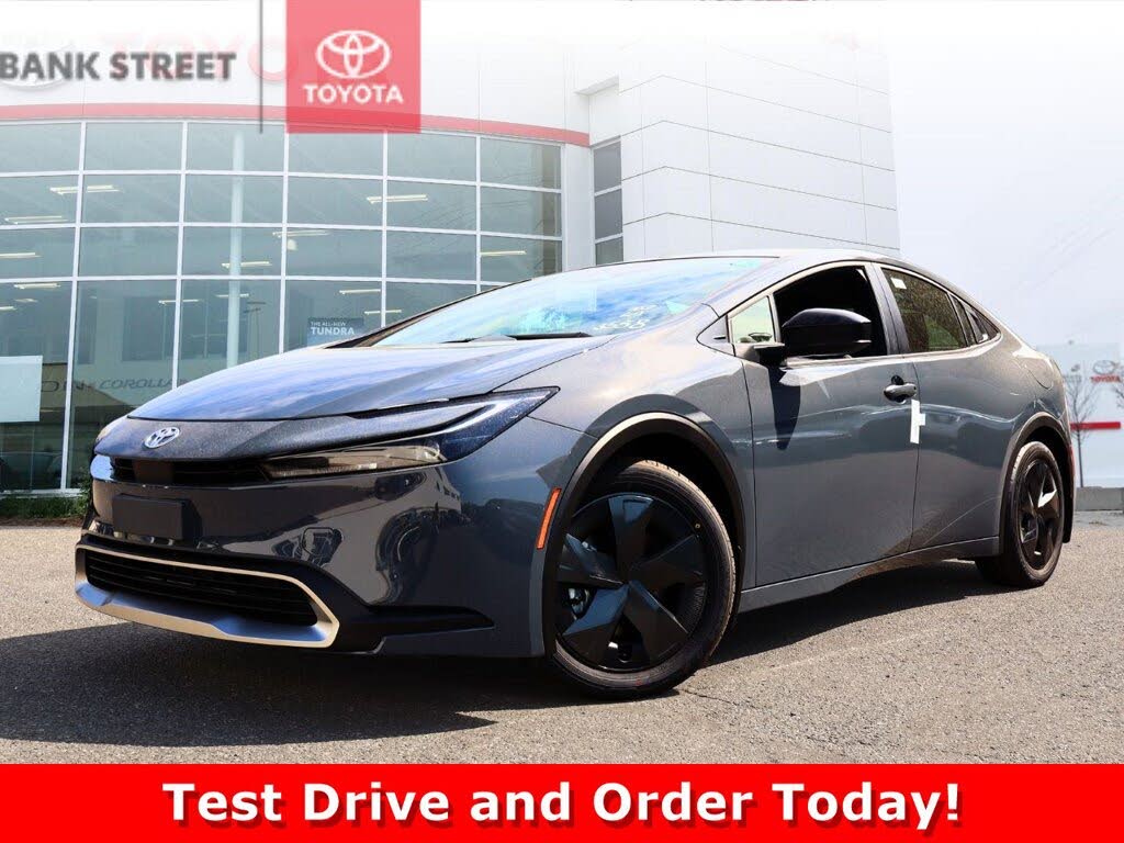 2026 Toyota Prius Plug-In Hybrid SE FWD