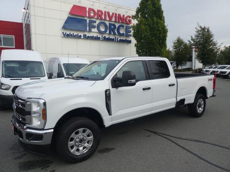 2024 Ford F-350 Super Duty XLT Crew Cab LB 4WD