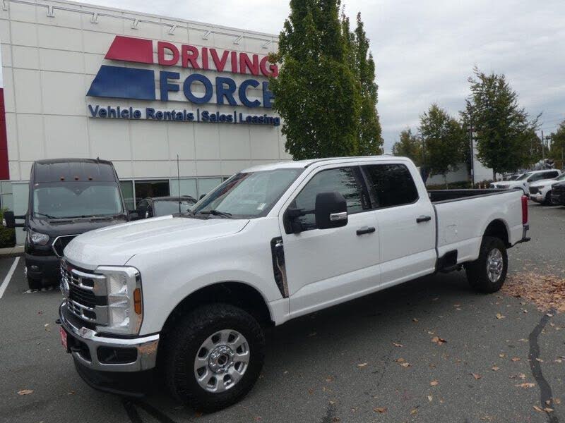 2024 Ford F-350 Super Duty XLT Crew Cab LB 4WD