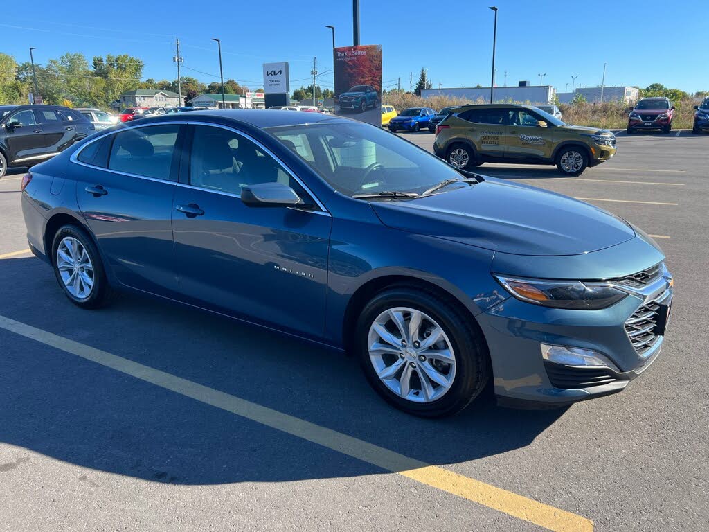 2024 Chevrolet Malibu LT with 1LT FWD
