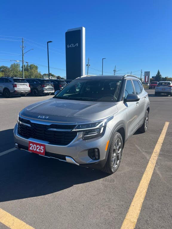 2025 Kia Seltos EX AWD