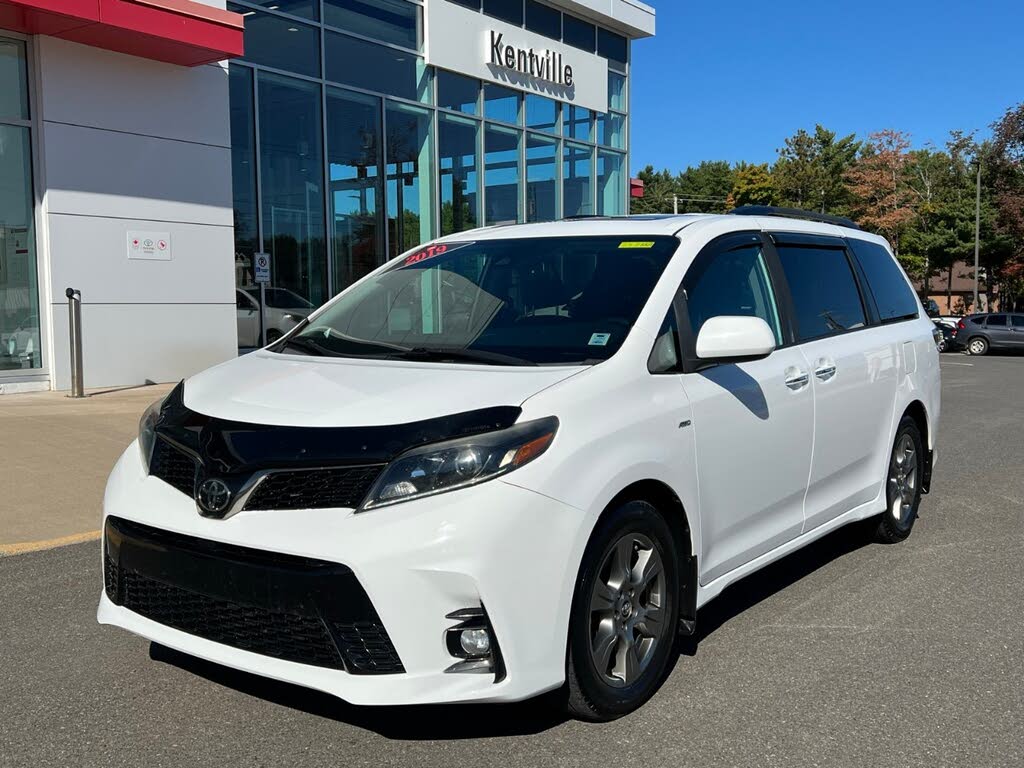 2019 Toyota Sienna SE 7-Passenger AWD