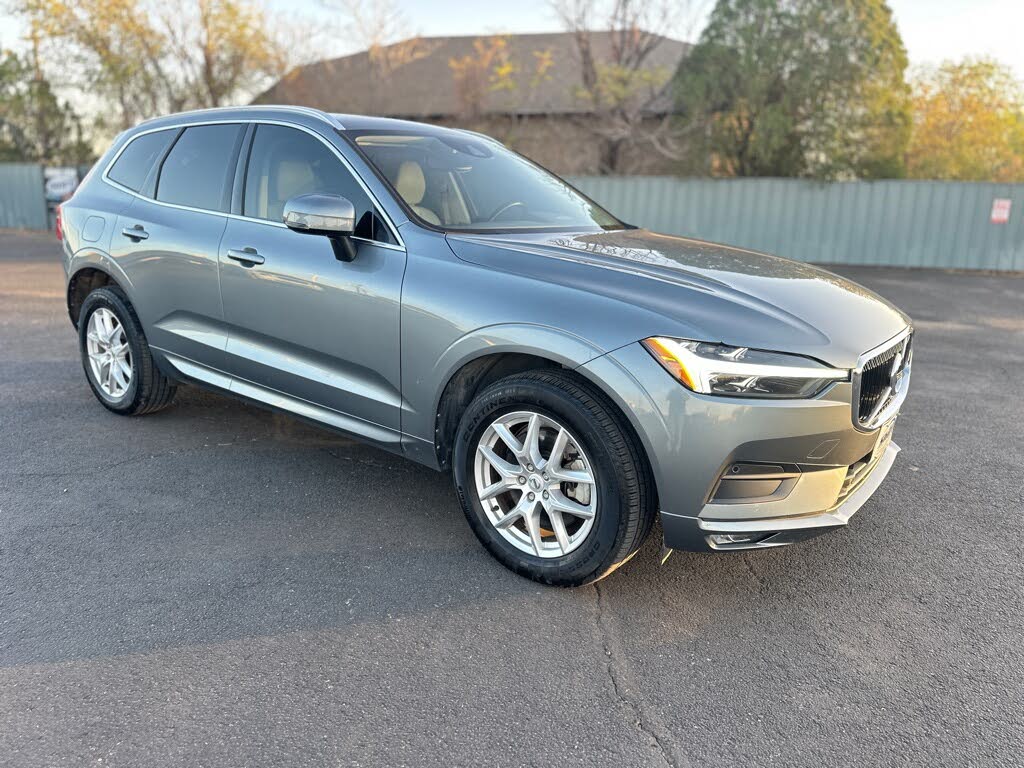 2021 Volvo XC60 T6 Momentum AWD