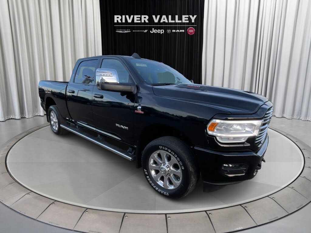 RAM 3500 Laramie Crew Cab 4WD 2023