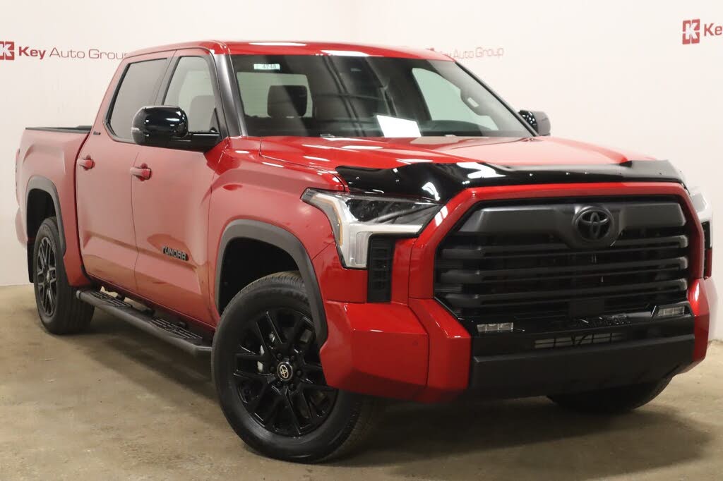 2025 Toyota Tundra Limited CrewMax Cab 4WD