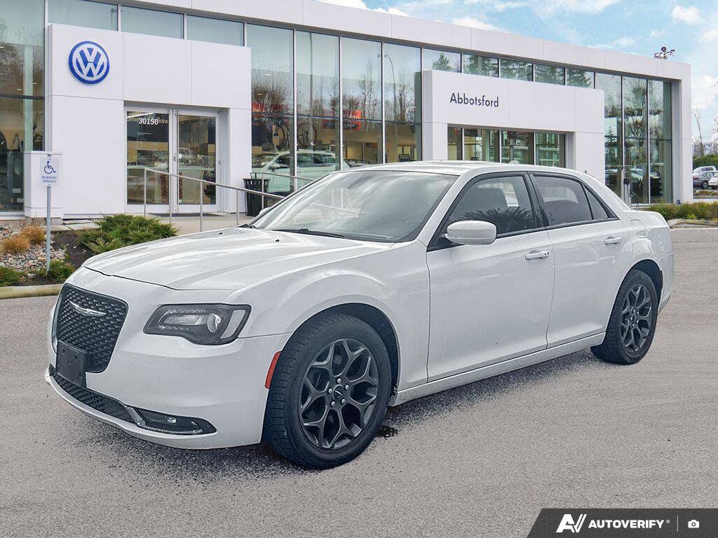 2018 Chrysler 300 S AWD
