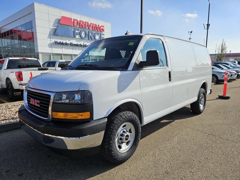 2023 GMC Savana Cargo 2500 RWD