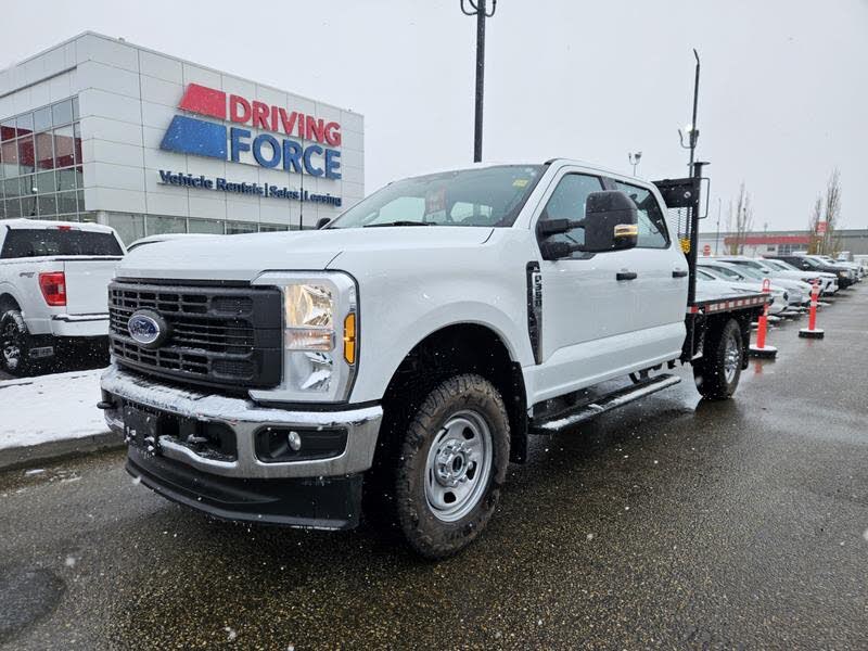 2024 Ford F-350 Super Duty XL Crew Cab 4WD