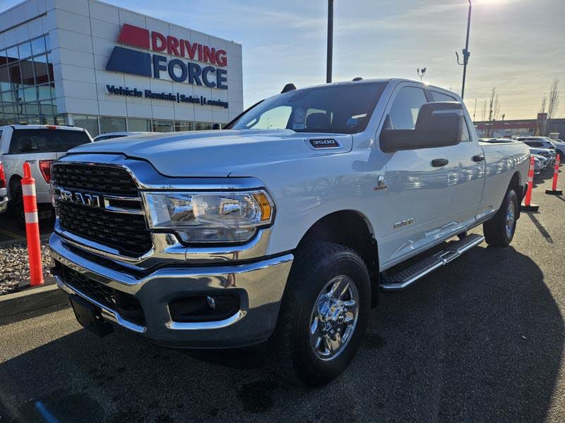 2024 RAM 3500 Big Horn Crew Cab LB 4WD