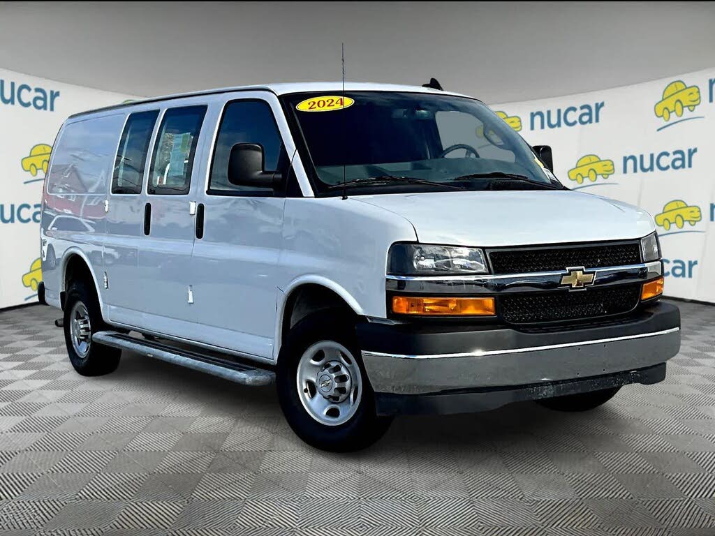 2024 Chevrolet Express Cargo 2500 RWD