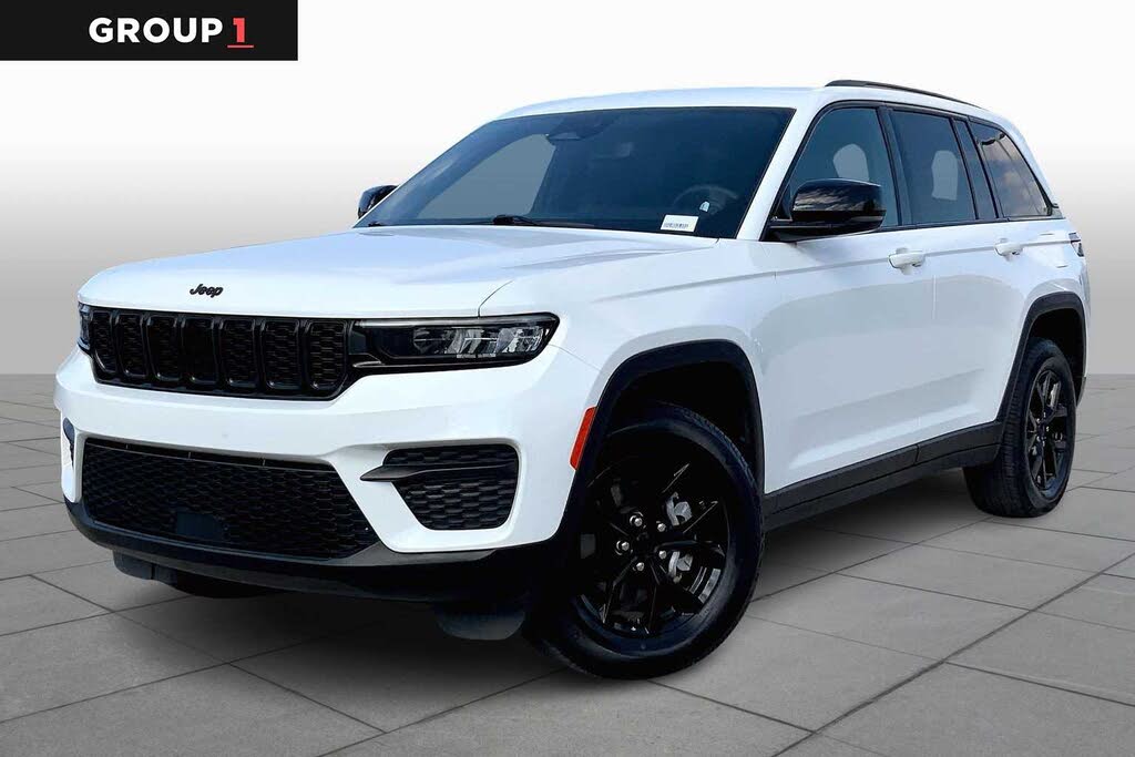 2024 Jeep Grand Cherokee Altitude 4WD