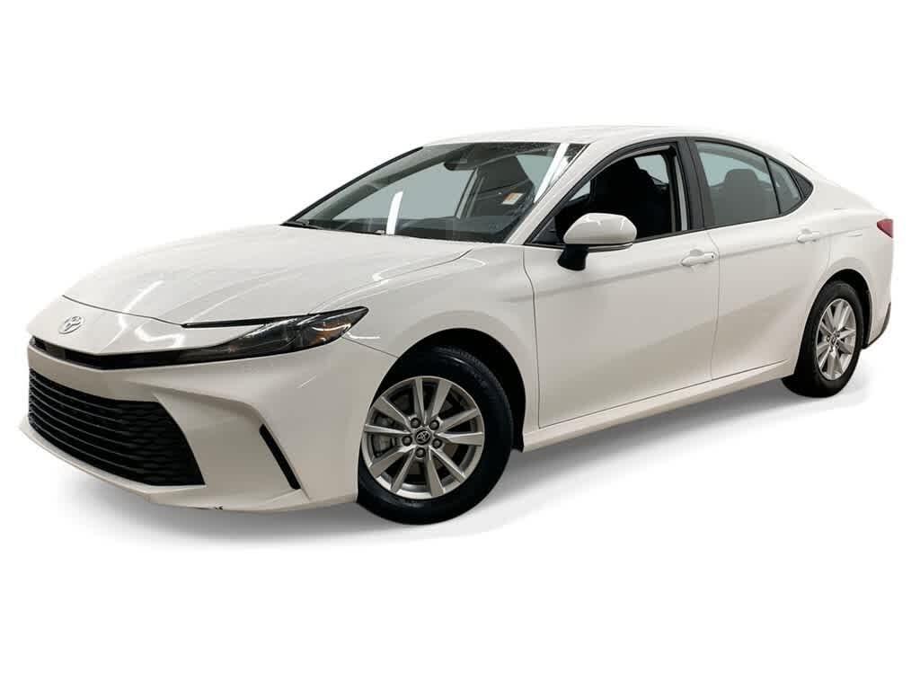 2025 Toyota Camry LE FWD