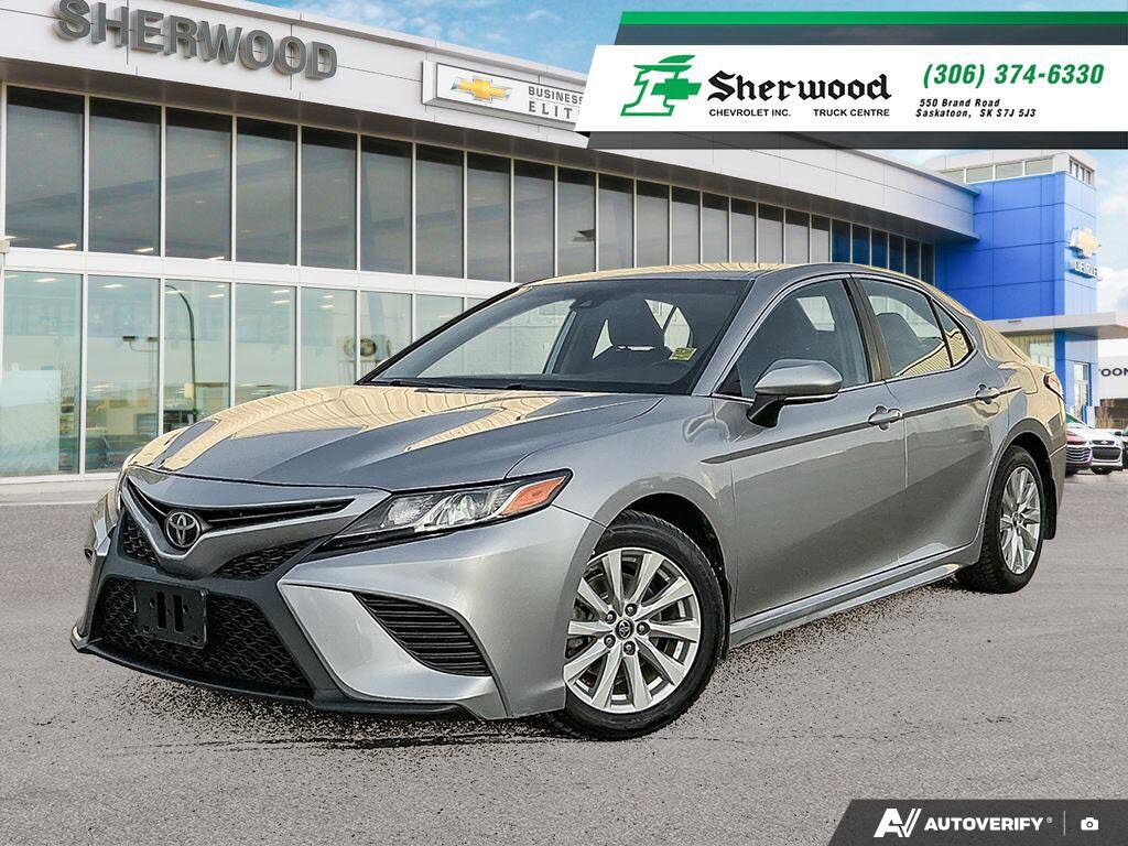 Toyota Camry SE FWD 2019